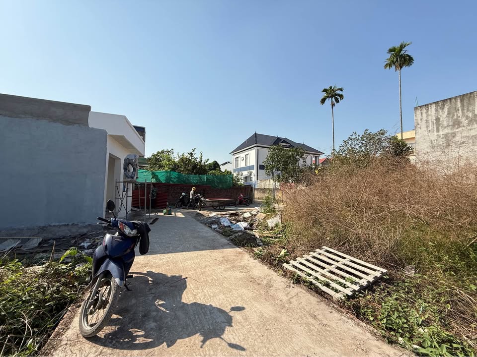 Bán đất 47m2 tại Vân Tra, An Đồng, An Dương, Hải Phòng, gần công viên cây xanh, ngõ 2,2-3m