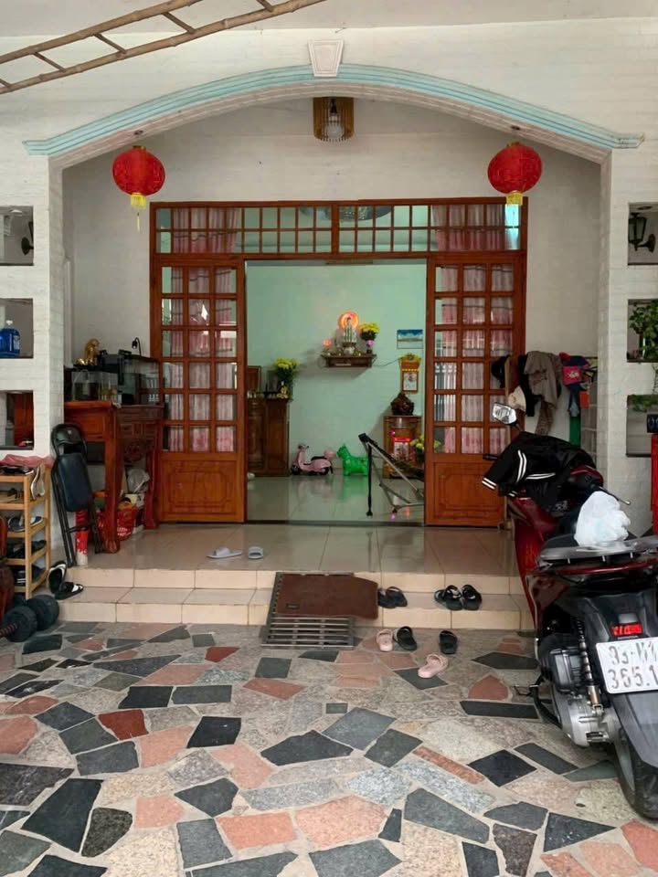 Chào mừng đến với ngôi nhà Hiệp Thành, tọa lạc gần khu dân cư Hiệp Thành 1, Bình Dương