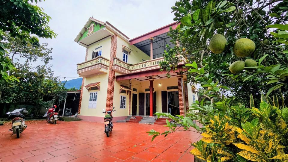 Biệt thự nhà vườn 2 tầng 800m² mặt tiền 50m Chương Mỹ, Hà Nội