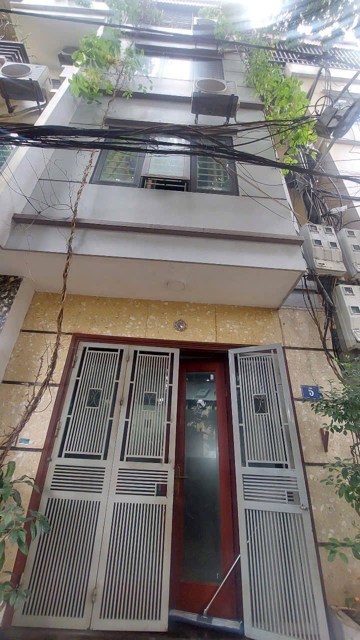 Nhà đẹp Gia Thượng - ngõ ô tô 7 chỗ, gần hồ Ao Lão, 56m2