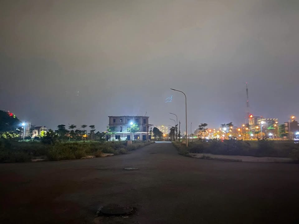 Liền kề Bắc Đầm Vạc view hồ siêu chill, giá chỉ 51 triệu/m2