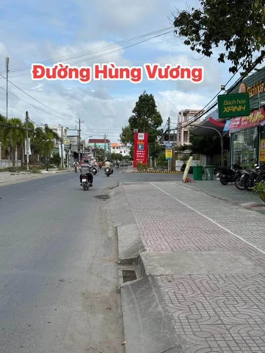 Siêu phẩm nhà đất mặt tiền đường Hùng Vướng, ngay xéo Bách Hóa Xanh