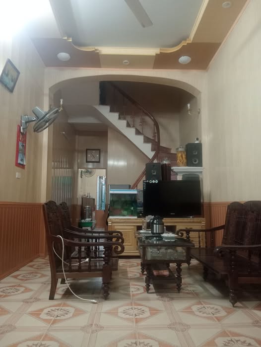 Nhà trung tâm thành phố - 2,1 tỷ - 40m² - 3.7m mặt tiền thoáng