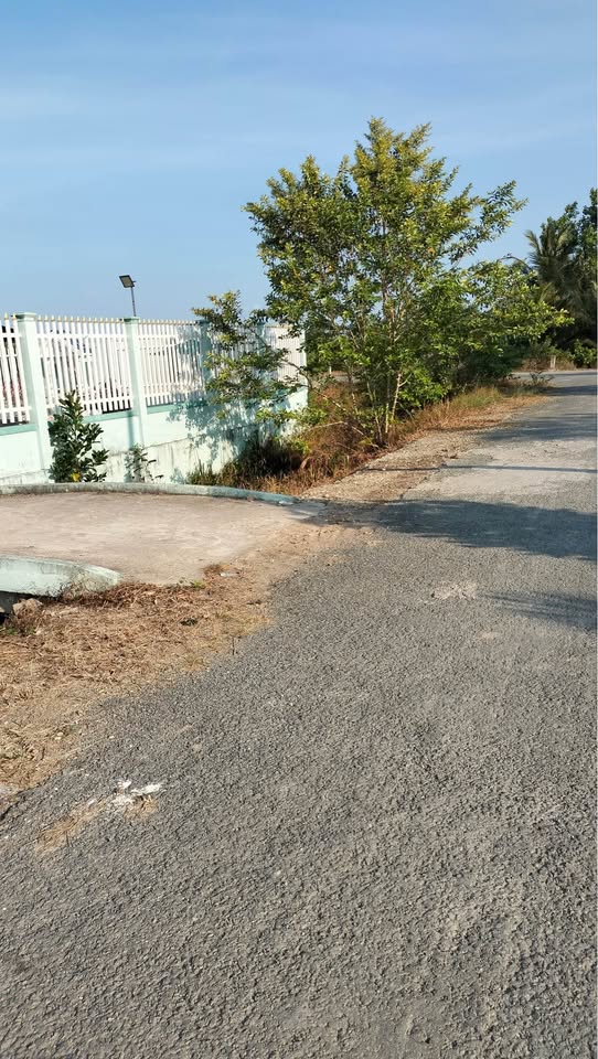 Bán nền mặt tiền lộ nhựa 5 tấn, Hòa Tịnh, Vĩnh Long - 119m² thổ cư