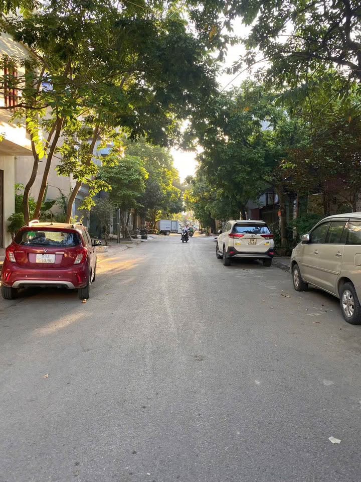 Bán đất trục chính Khả Lễ, Bắc Ninh, 80,8m2, mặt tiền 4,5m, hướng Tây Bắc