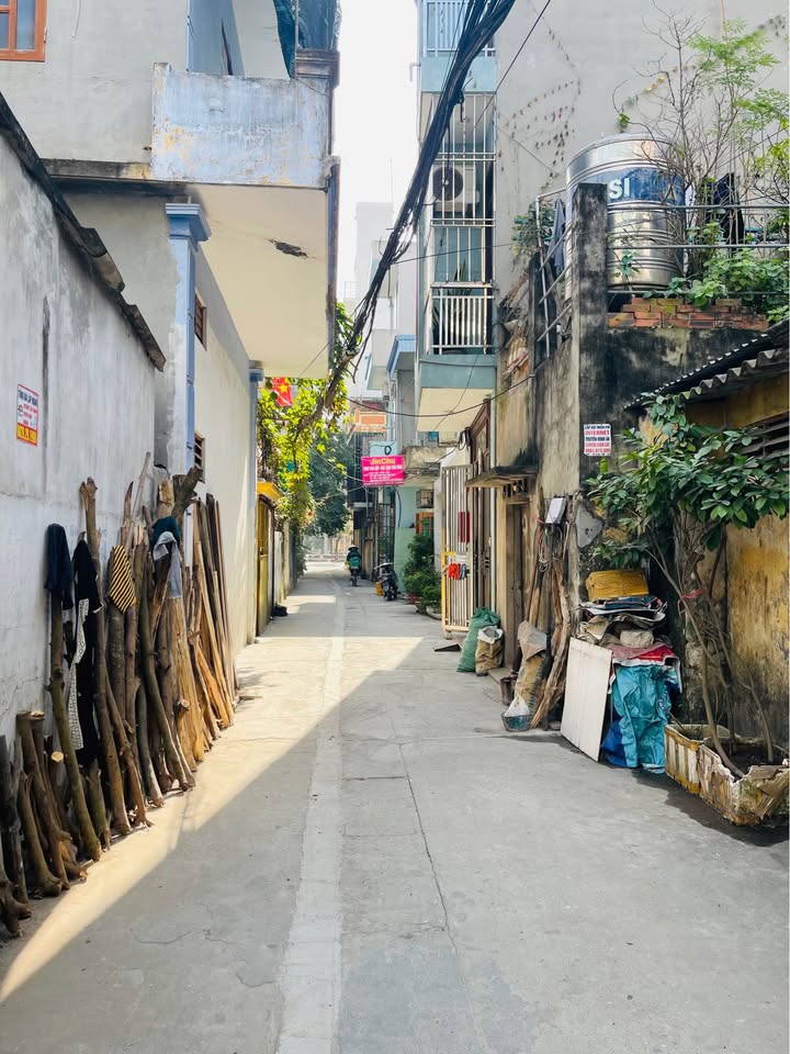 Nhà 4 tầng trung tâm Quang Trung kinh doanh nhỏ lẻ, ôtô đỗ cửa, giá sốc