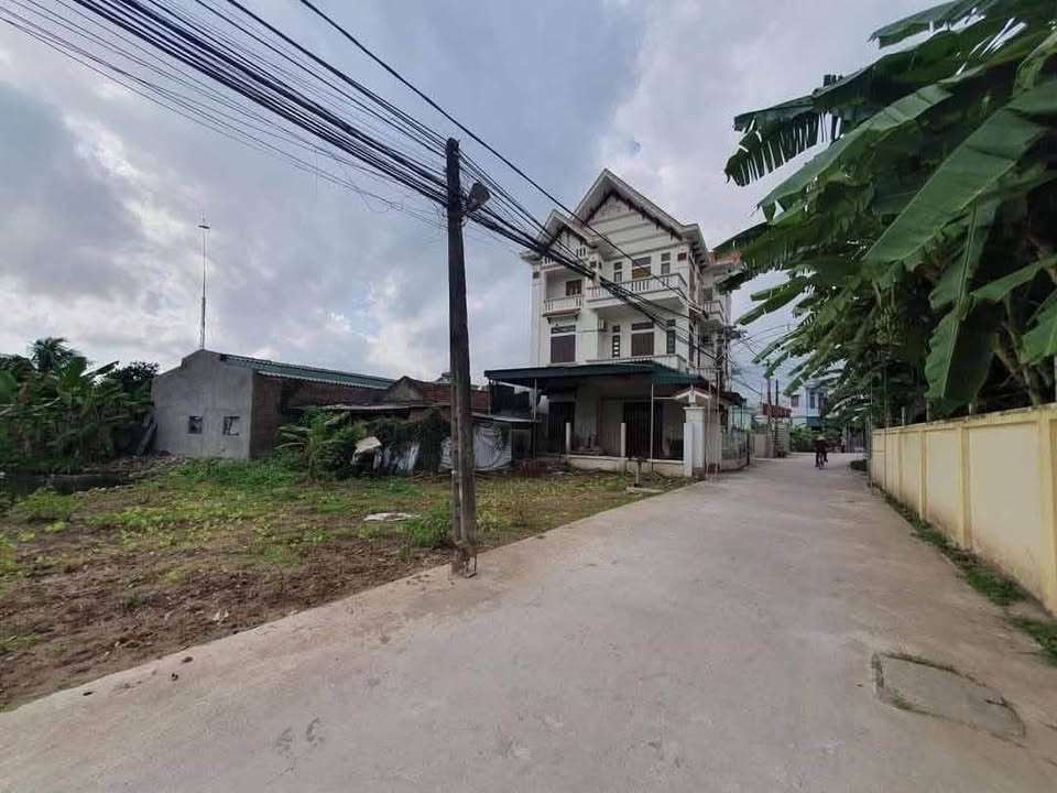 Đất Vũ Thư ô tô tránh nhau, xây nhà cao tầng, giá đầu tư