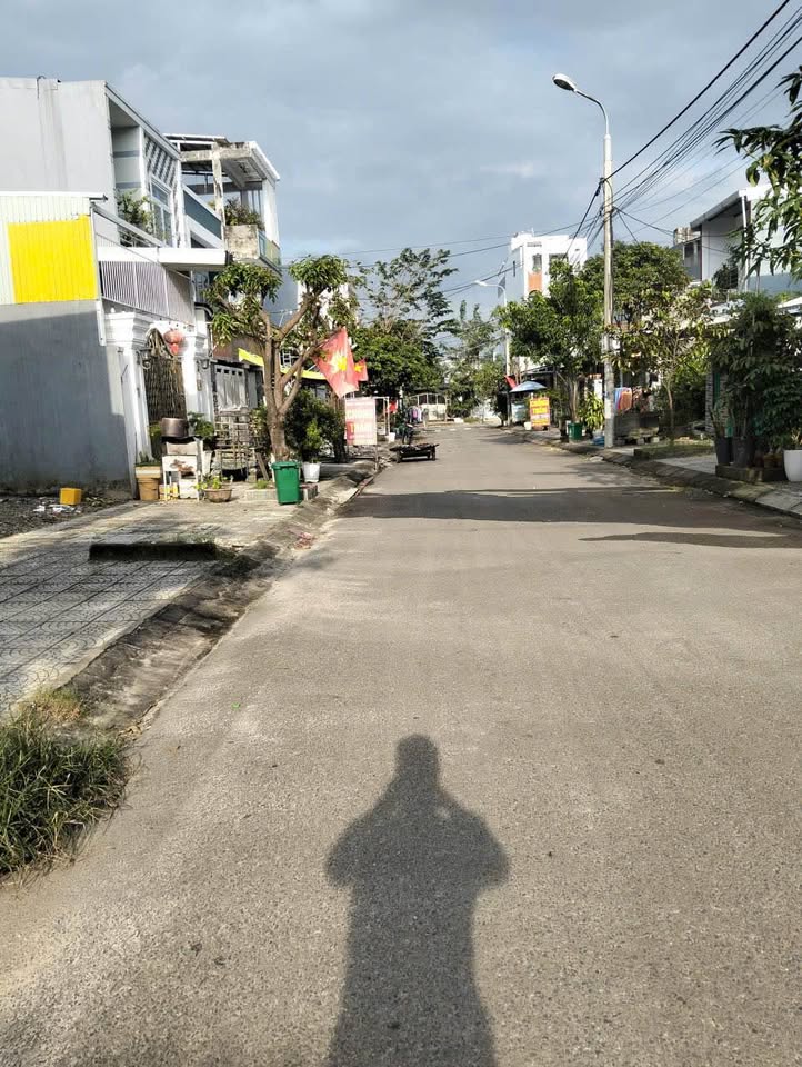 Bán đất tại Đà Sơn, Liên Chiểu, Đà Nẵng, mặt tiền đường 5.5m, 100m2, hướng Đông Nam, gần Đại học Duy Tân
