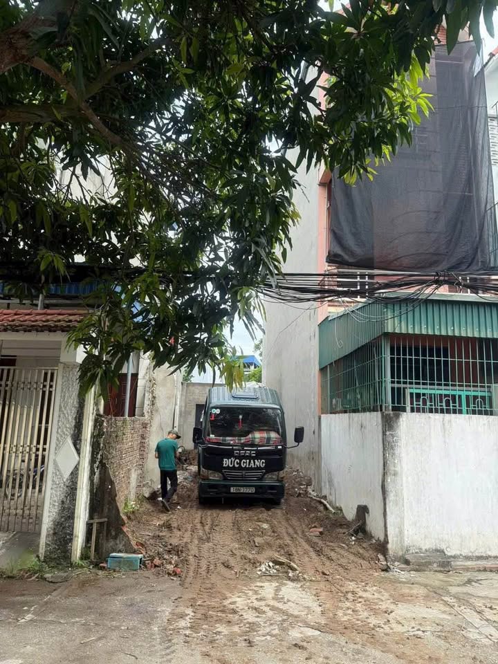 Mặt đất vĩnh Trường Lộc Vượng 70m2, mặt tiền 4,1m, tiềm năng mở đường ra hồ Đầm Bét