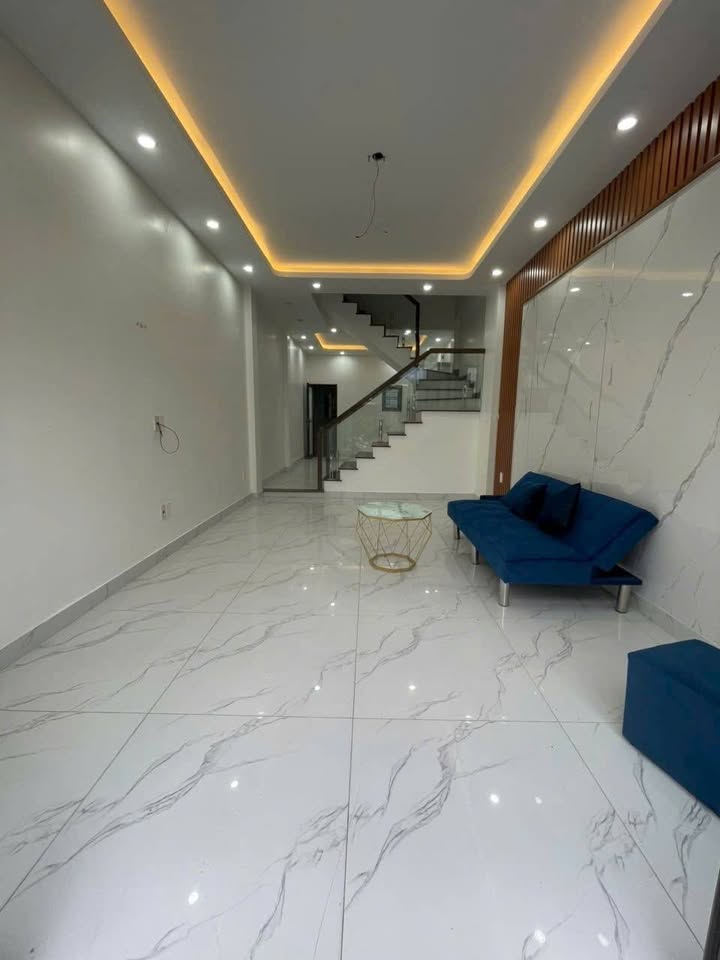 Bán nhà 3 tầng tại Phạm Hai, Đa Phúc, Dương Kinh, 43m2, giá 2,2 tỷ