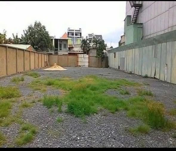 Cho thuê đất trống trung tâm Ninh Kiều, Cần Thơ 50 triệu/tháng, lộ 30m