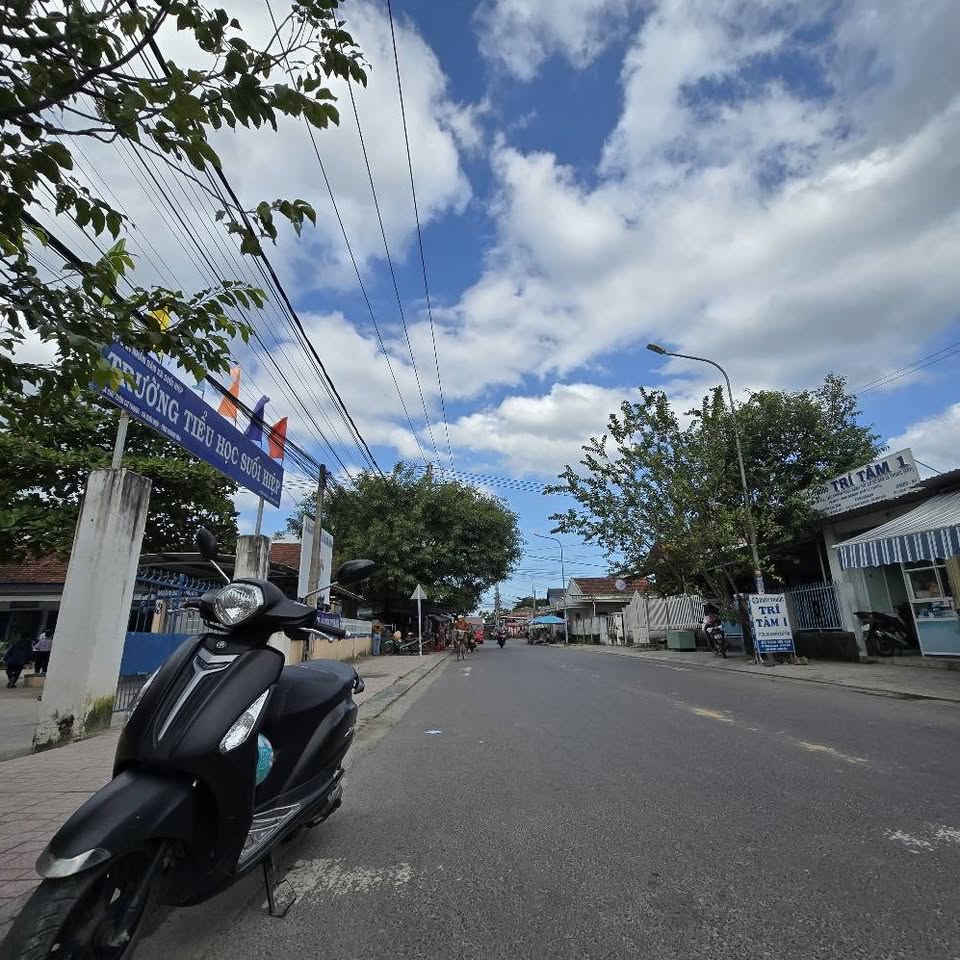 Ngôi nhà tâm huyết, vững chãi giữa lòng Suối Hiệp