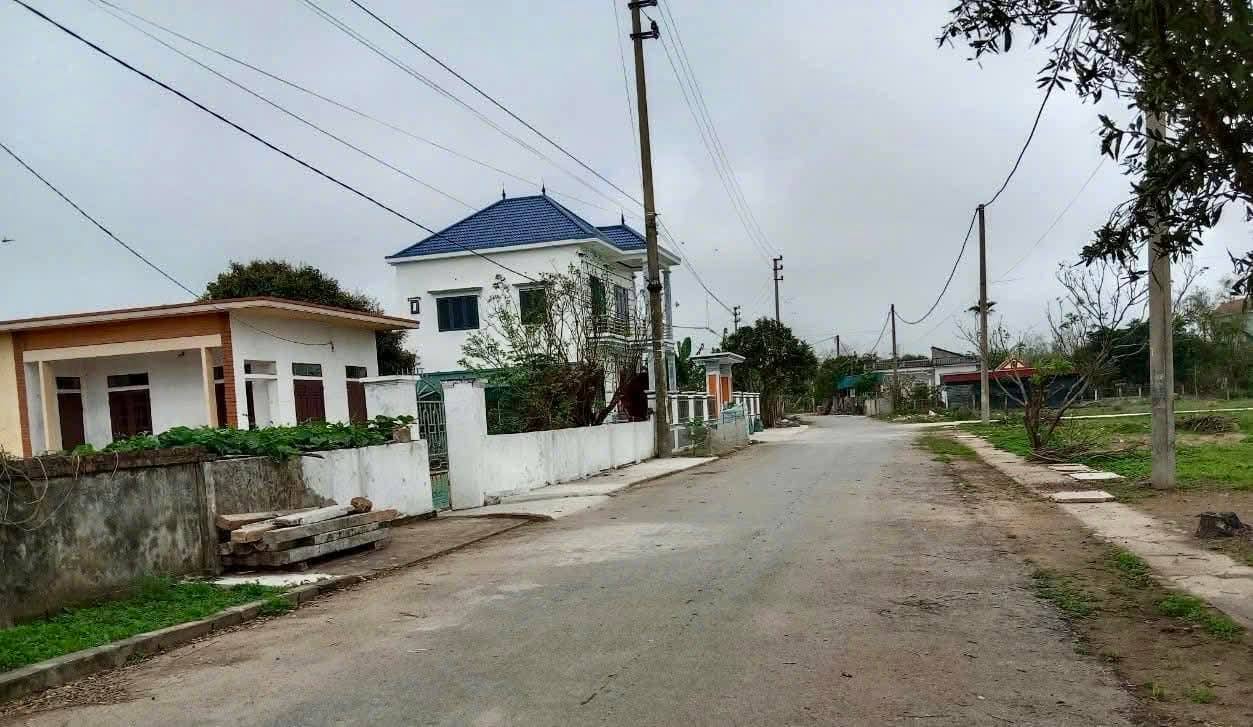 Bán đất tái định cư Hồng Tiến, Kiến Xương - 100m², mặt tiền 5m, đường 10m