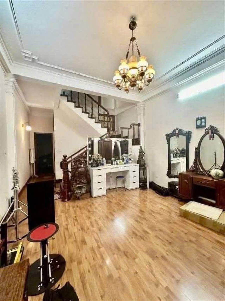 Nhà Đặng Thùy Trâm, 56m² 4 tầng, gara ô tô, kinh doanh sung túc