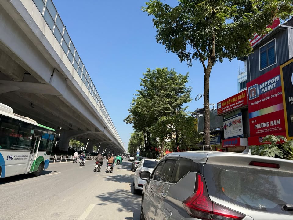 Giao lộ vàng Phạm Văn Đồng, nhà kinh doanh đỉnh, đón tương lai metro