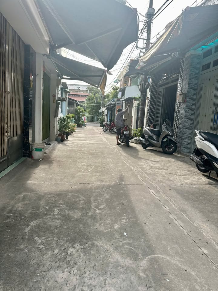 Ngôi nhà mơ ước, hẻm xe hơi 5m, 3 tầng thoáng đãng tại Quận 8