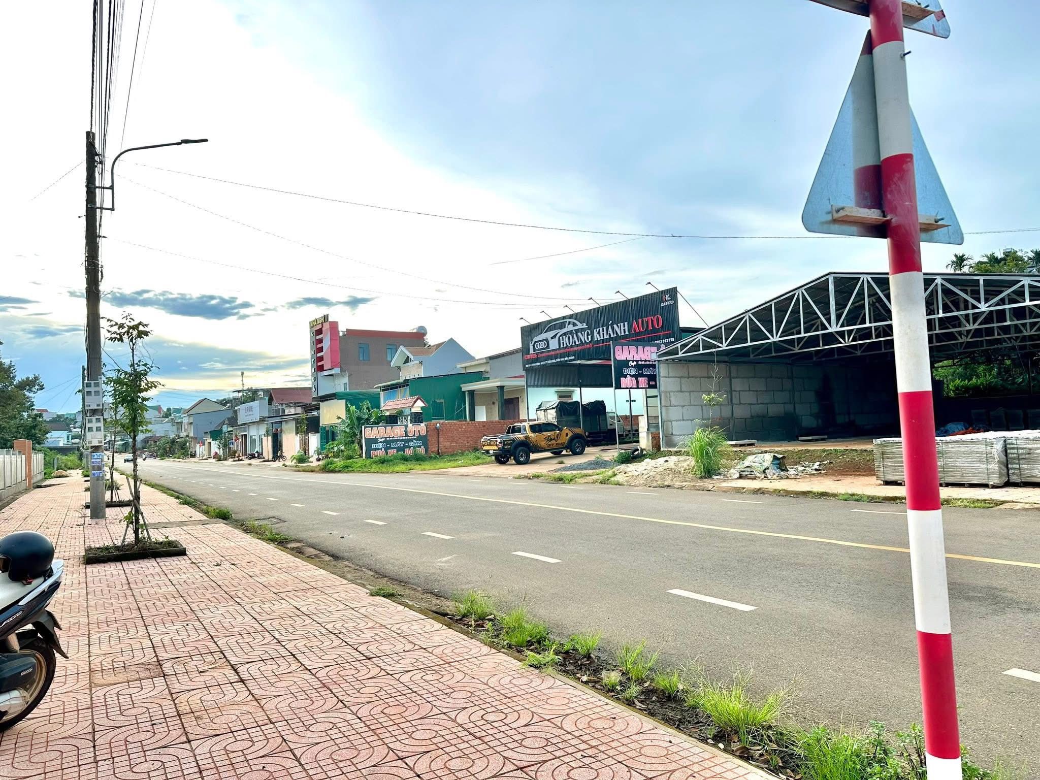 Mặt tiền Lý Thường Kiệt, đất vàng Đức Lập, kinh doanh gì cũng hốt bạc