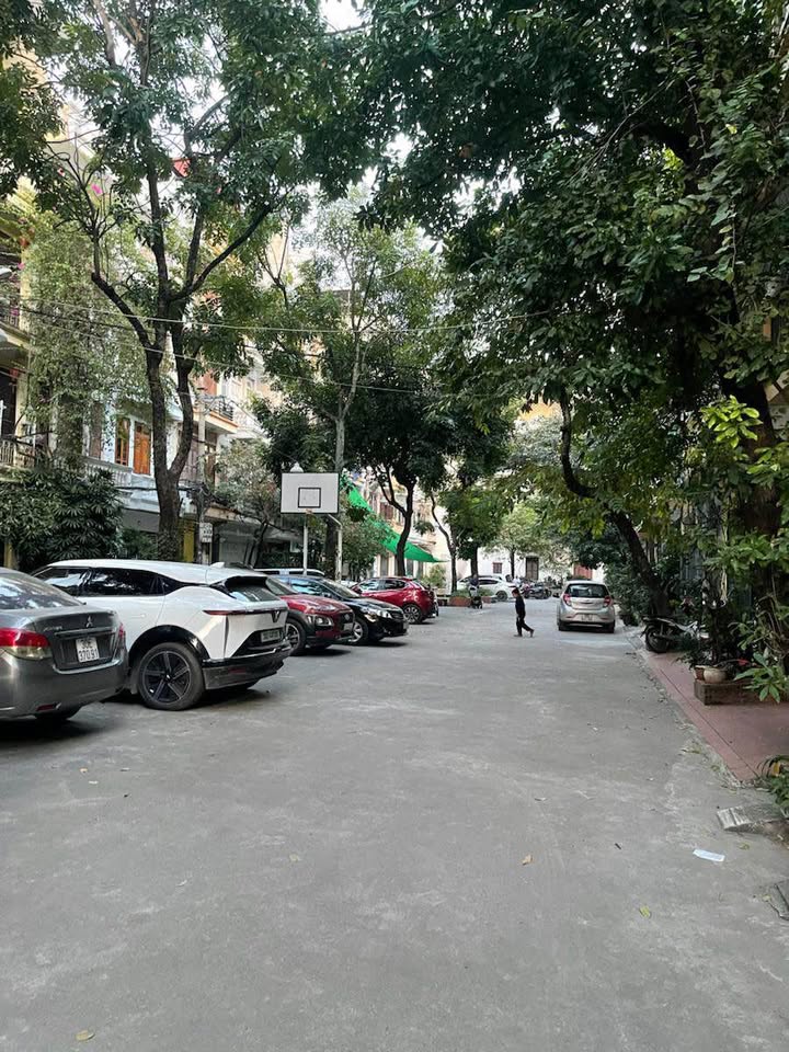 Siêu phẩm lô góc 3 mặt thoáng tọa lạc tại khu đô thị Đại Kim, Nguyễn Cảnh Dị