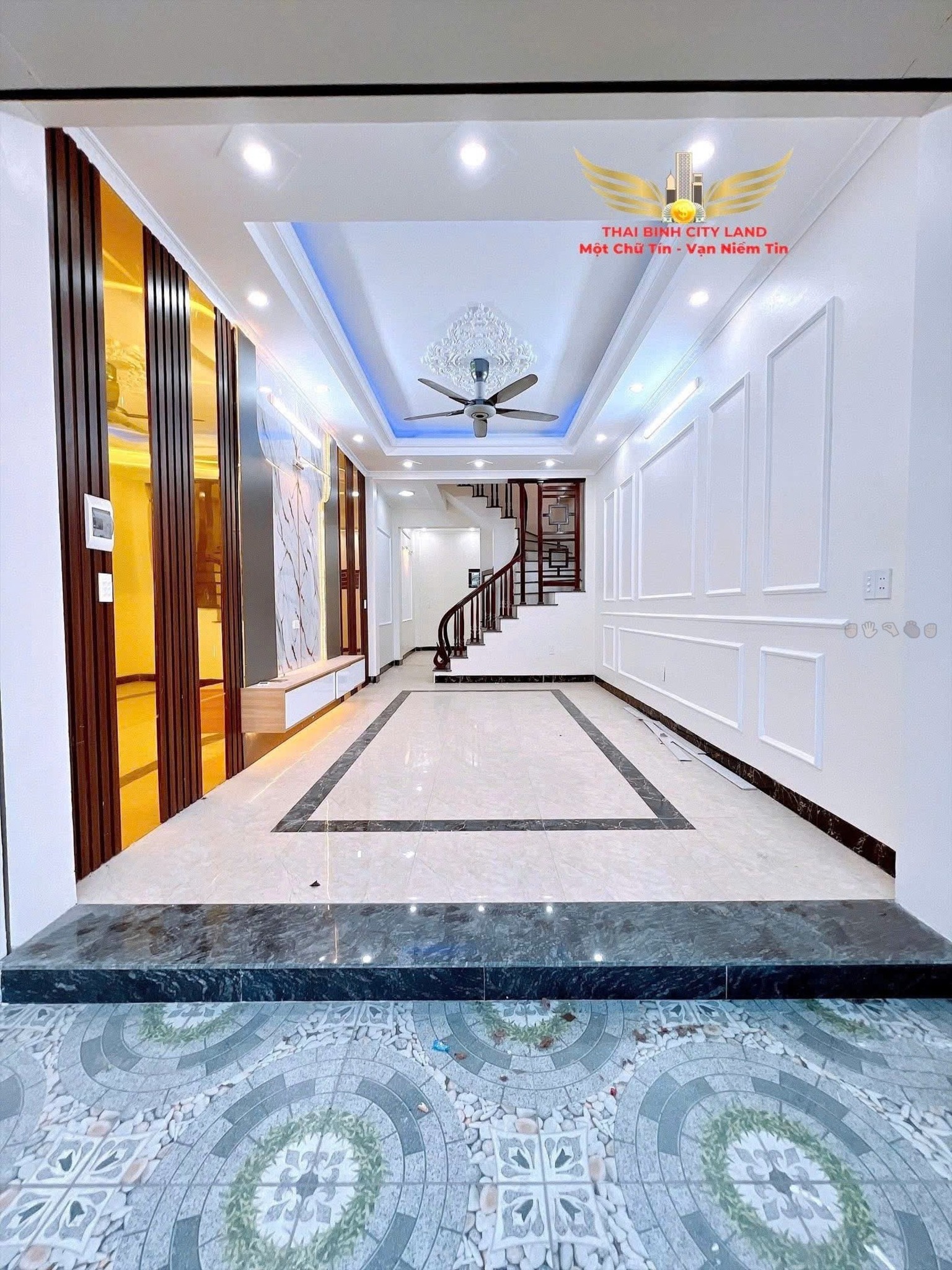 Chính chủ bán gấp nhà liền kề 4 tầng tại Tiền Phong, Thái Bình