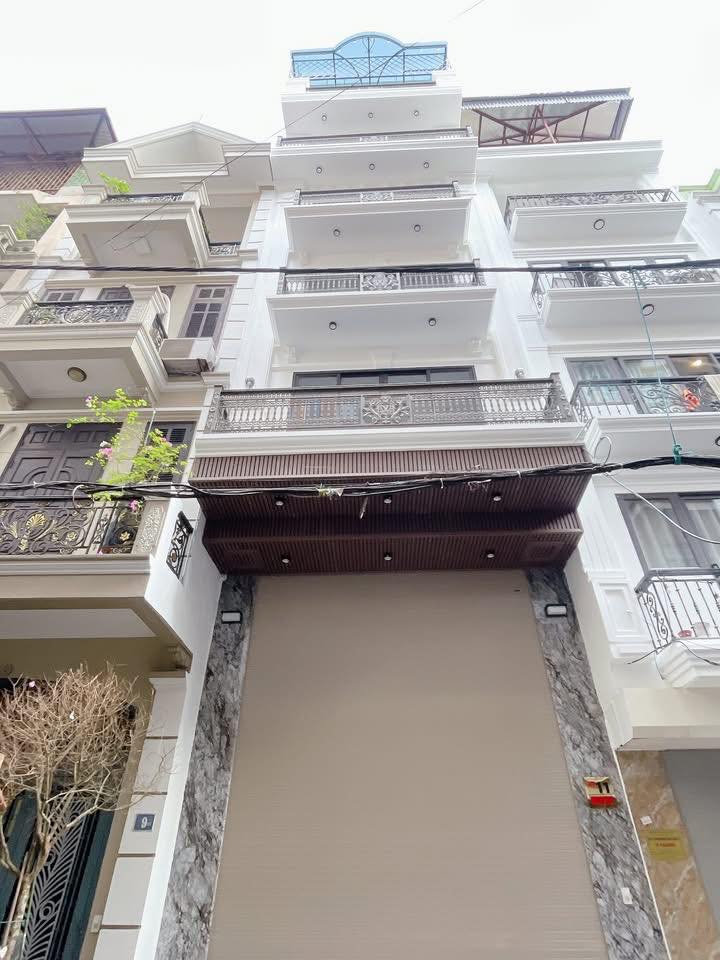 Siêu phẩm nhà phân lô ô tô tránh, nằm sát khu vực Hai Bà Trưng, cực kỳ hiếm có khó tìm