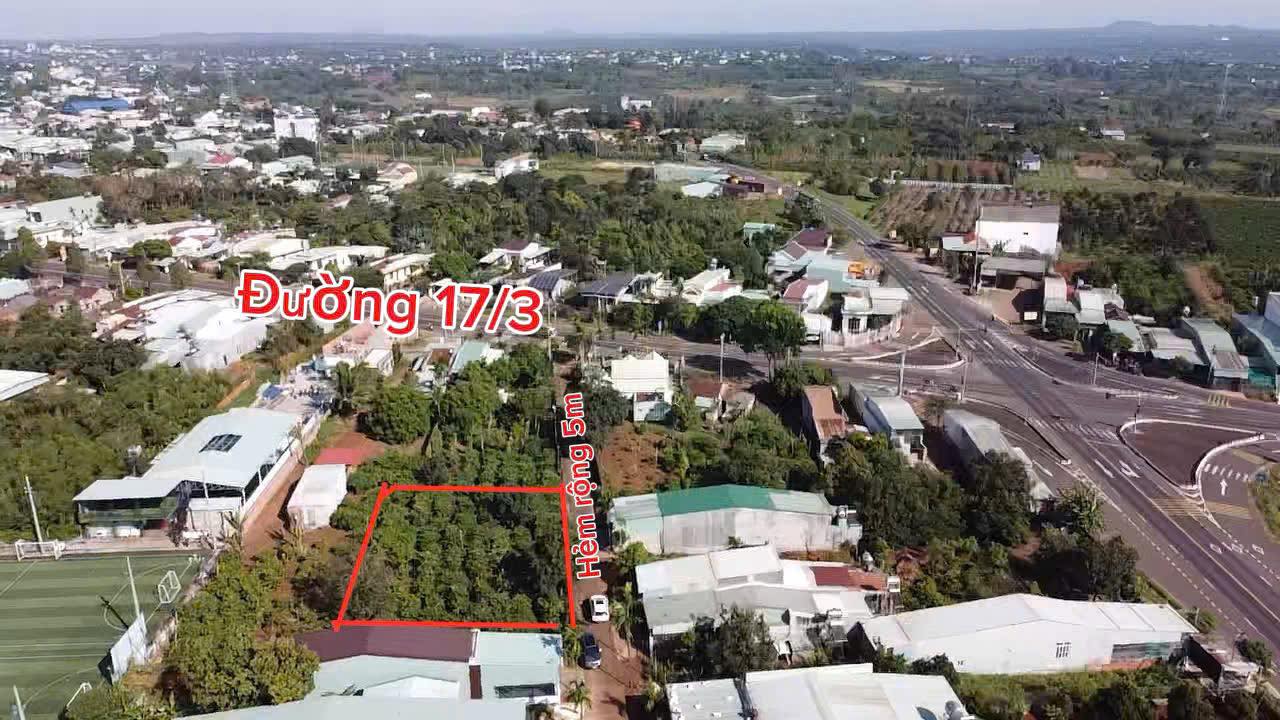 Bán đất mặt tiền đường nhựa, khu dân cư đông đúc, Chư Sê - Gia Lai