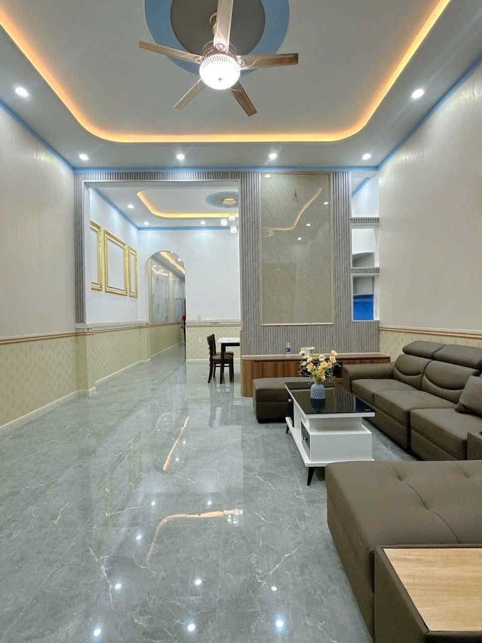 Nhà sổ riêng 5x25m, 3 ngủ, sân ô tô rộng thoáng tại Trảng Dài, Đồng Nai