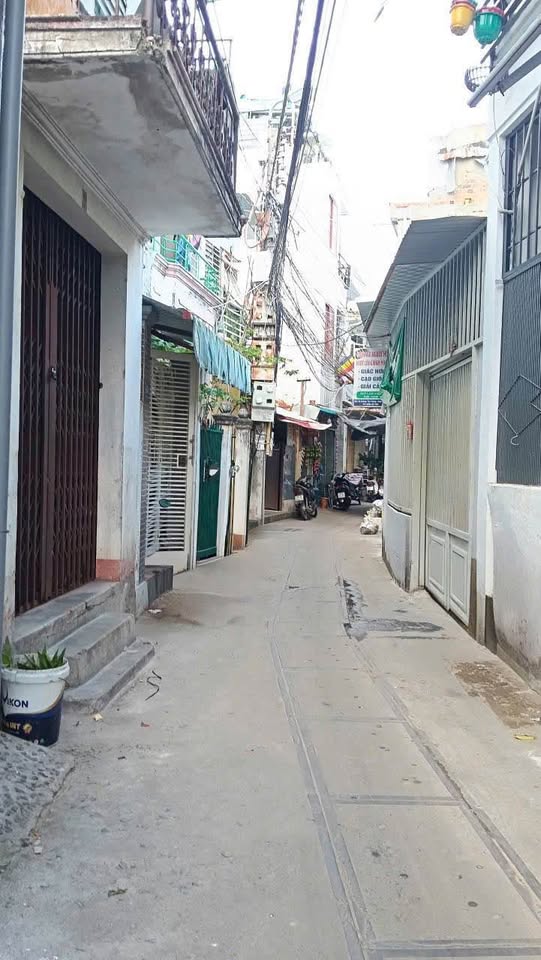 Nhà mặt tiền Tân Trang - 41.4m2 nở hậu - dòng tiền 6 triệu/tháng - sổ hồng hoàn công