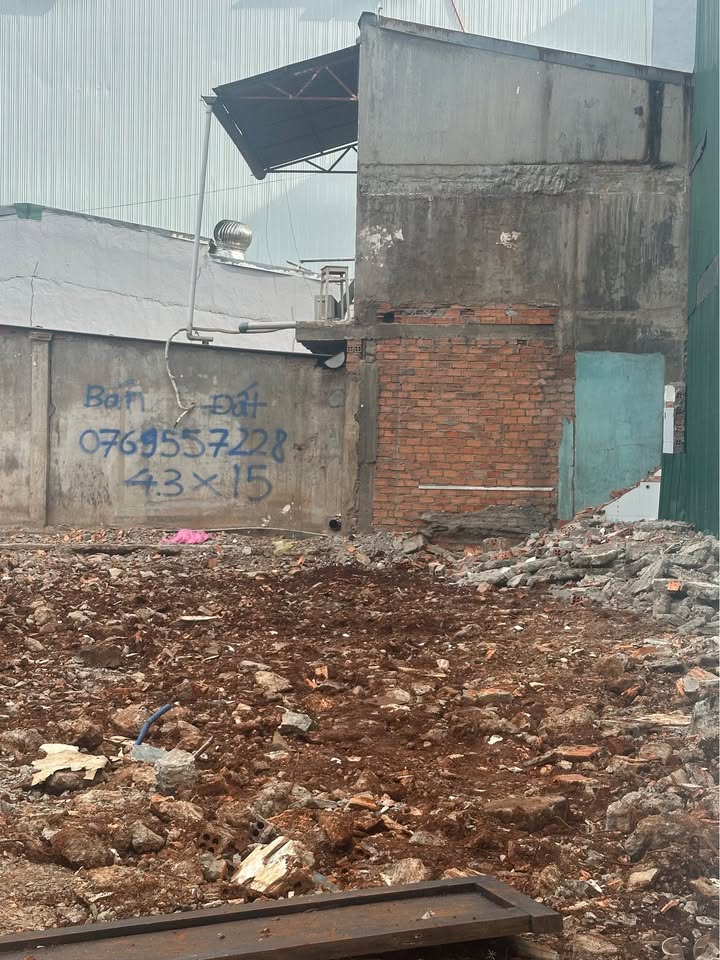 Đất vàng trung tâm, hẻm rộng ô tô, sổ đỏ full thổ cư