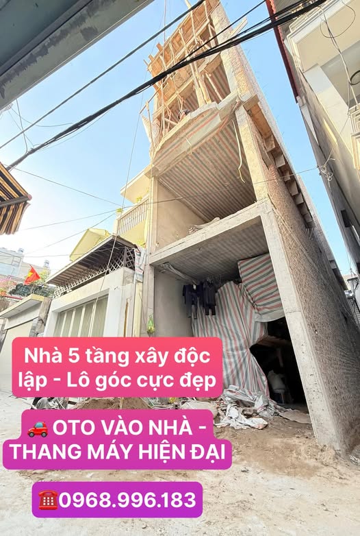 Nhà 5 tầng trung tâm Hải Phòng, thang máy, ô tô vào nhà, giá chỉ 7,4 tỷ