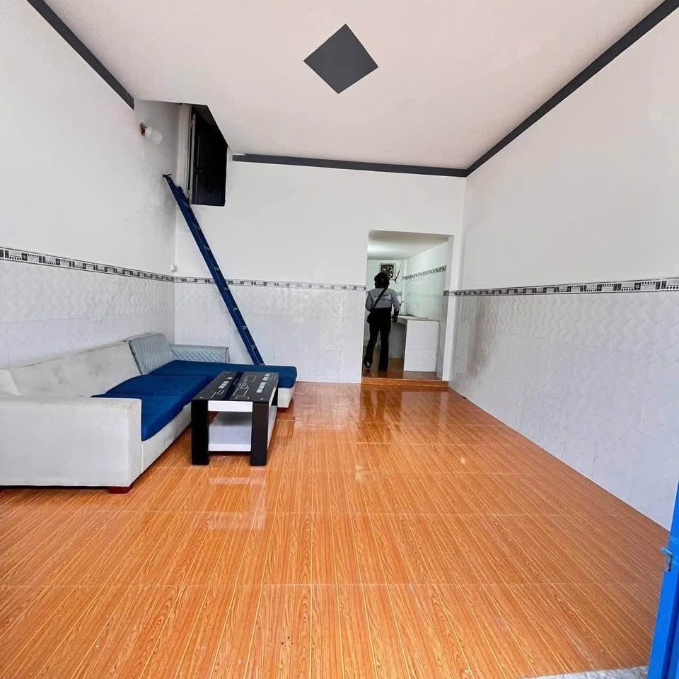 Nhà xinh Thái Hòa, 4x9m, 2 phòng ngủ, giá 580 củ