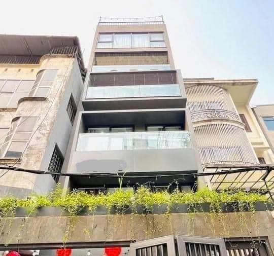 HOÀNG QUỐC VIỆT – NGÕ THÔNG KINH DOANH – Ô TÔ VÀO NHÀ – 45M2 X 7 TẦNG – CẦU GIẤY