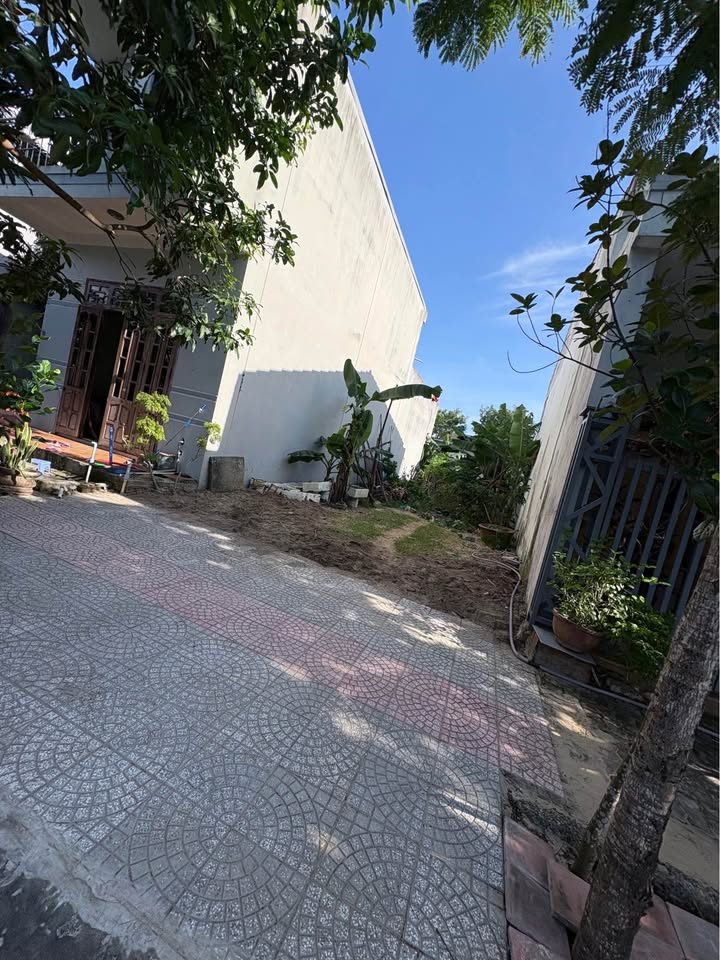 Chính chủ gửi bán lô đất siêu đẹp sát biển Tân Trà, Đà Nẵng