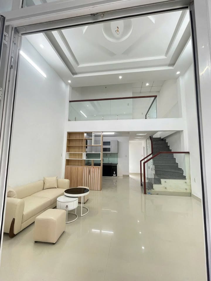 Bán nhà tầng lửng, kiệt ô tô đường Xuân Thủy, trung tâm Huế