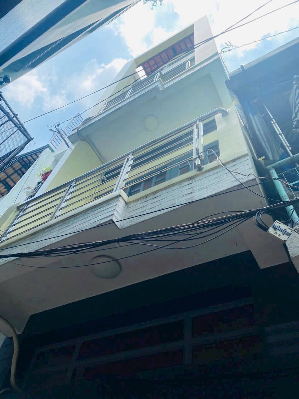 Ngôi nhà xinh xắn tọa lạc tại hẻm 35 đường Nguyễn Du, Phường 7, Gò Vấp