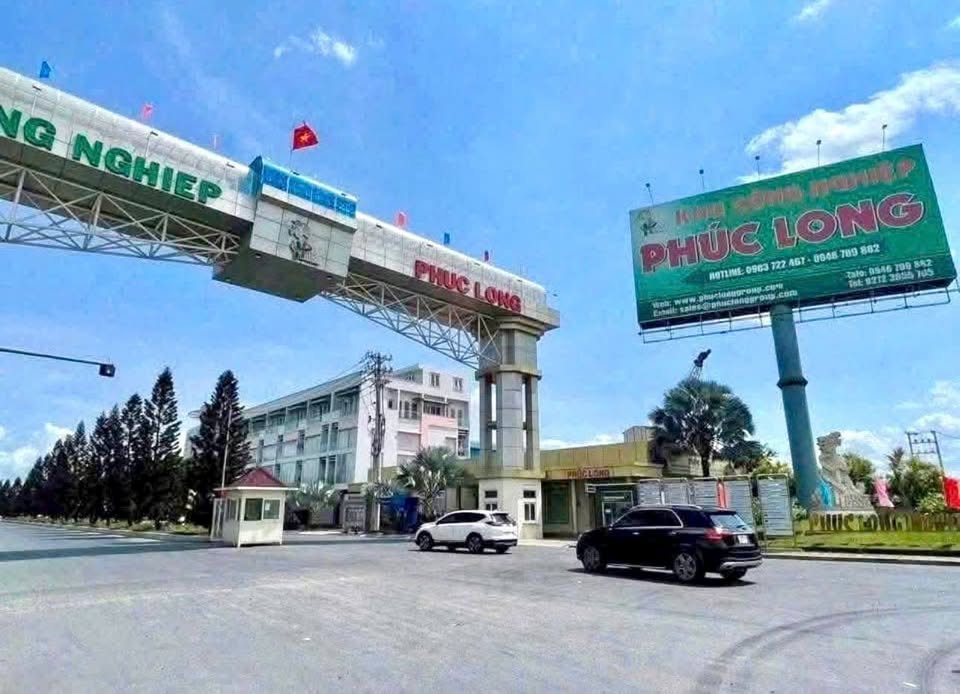 Chào mừng đến với lô góc 2 mặt tiền tại khu dân cư Phúc Long, Bến Lức, Long An