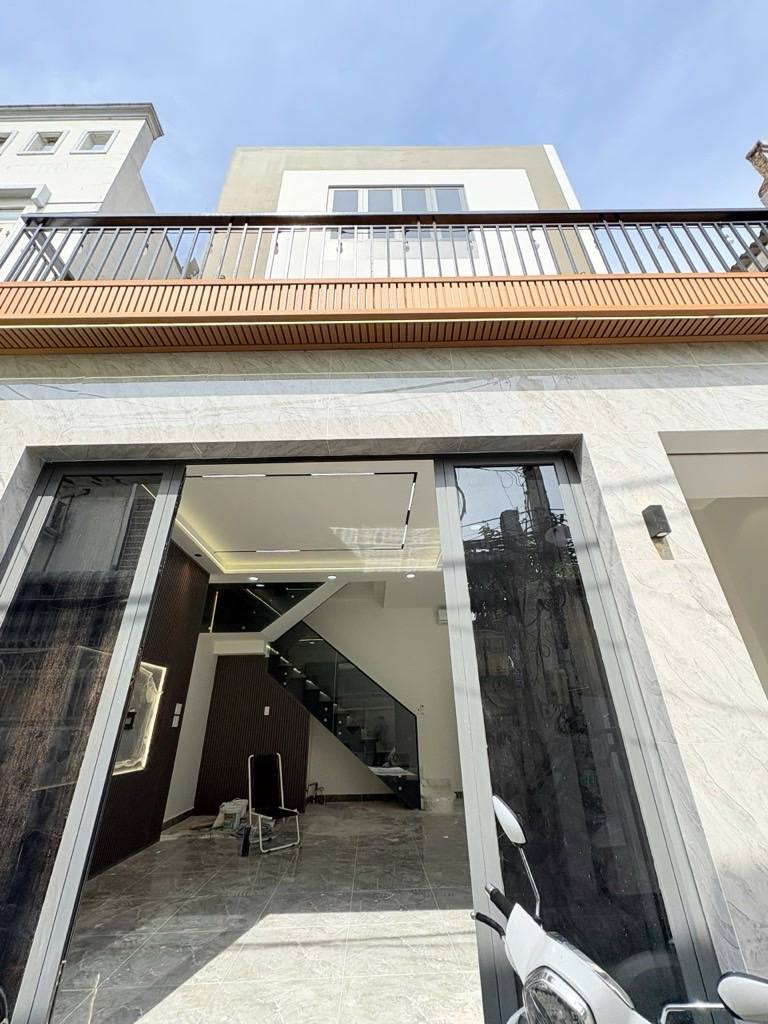 Siêu phẩm nhà mới tinh sẵn sàng đón chủ nhân mới tại Quận 7 đây ạ