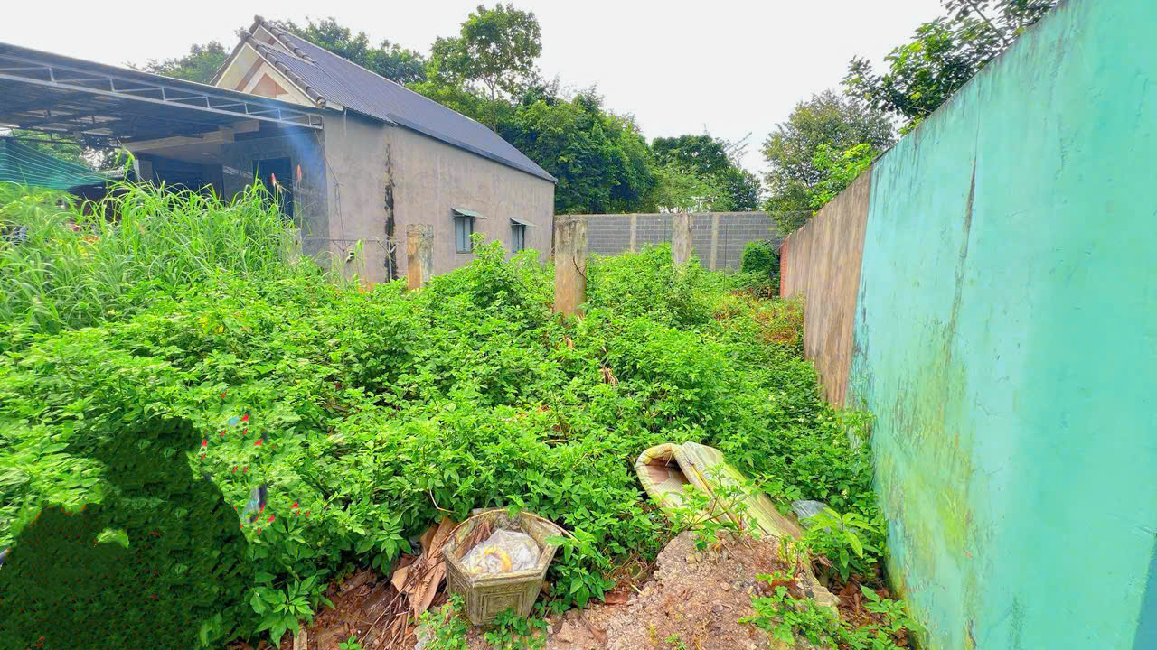 Bán lô đất biệt thự 171m2, mặt tiền rộng, trung tâm Long Phước, gần DT52