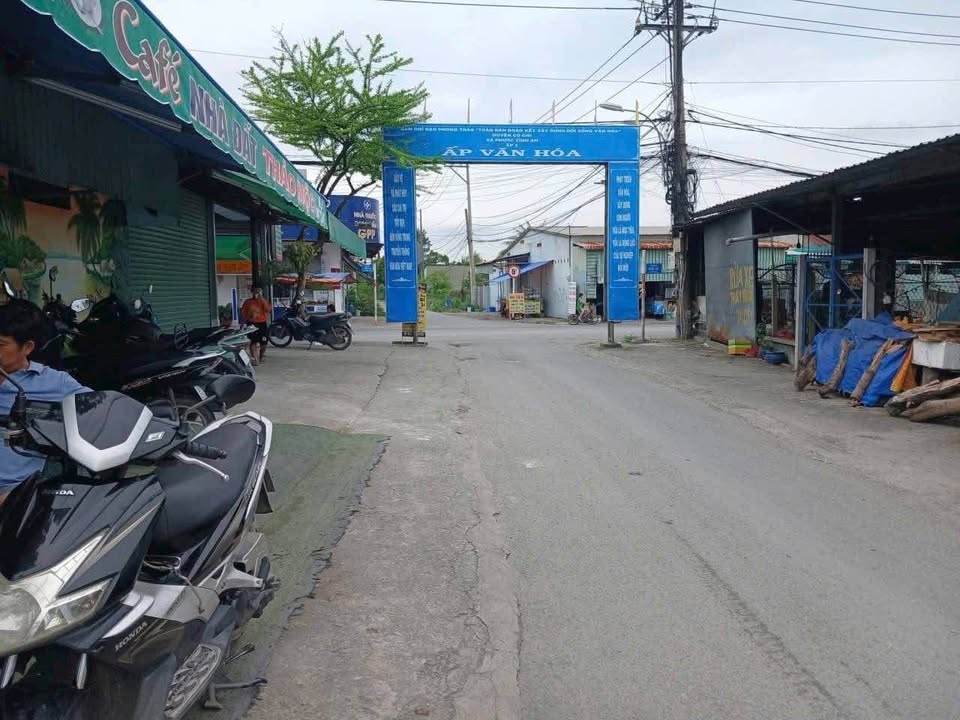 Nhà đẹp vị trí đắc địa tại Củ Chi, sẵn sàng kinh doanh