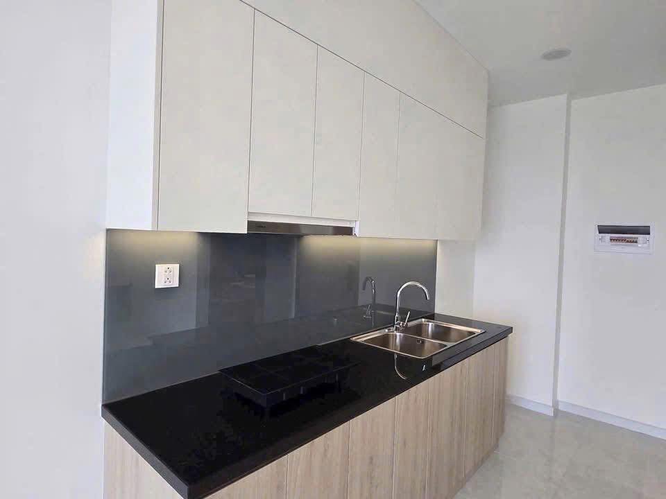 Cho thuê căn hộ chung cư The Maison, 46m², 1 phòng ngủ, nội thất cơ bản, giá chỉ 4.5 triệu/tháng