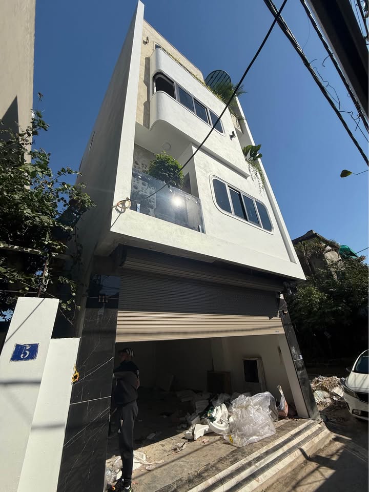 Nhà đường Thanh Bình, Nam Định - 50m², hướng Tây Tứ Trạch