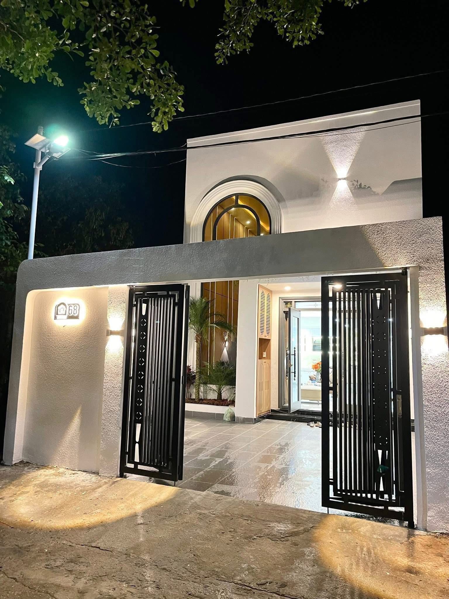 Siêu phẩm nhà 3,88 tỷ đường A, Phạm Ngũ Lão full nội thất, sân ô tô, 3 ngủ