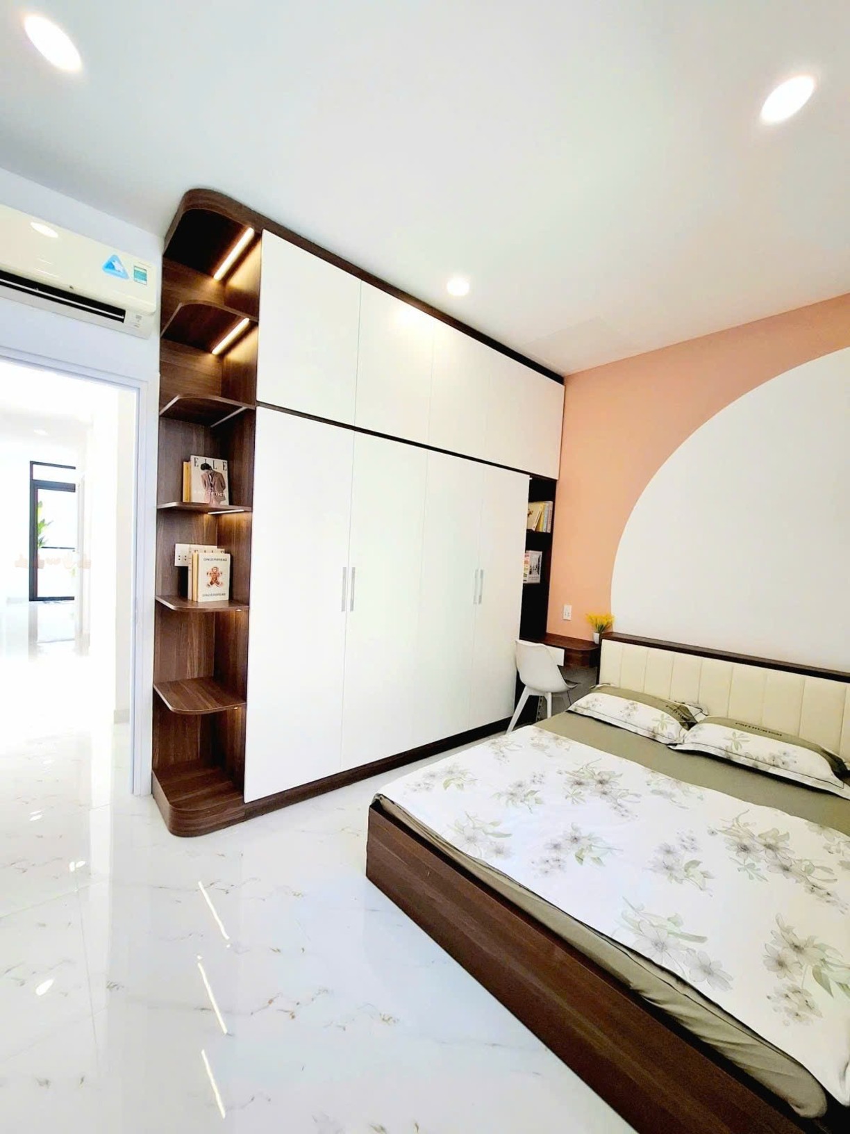 Bán nhà hẻm xe tải 7m, ôtô 7 chỗ đậu phòng khách, Tô Hiệu, Lũy Bán Bích