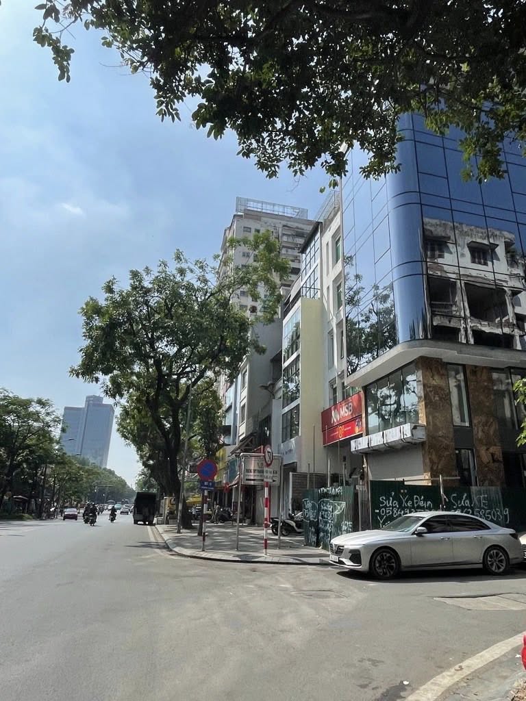 Nhà đẹp Huỳnh Thúc Kháng 53,8m² 4 tầng, giá nhỉnh 9 tỷ, ngõ sạch đẹp, dân trí cao