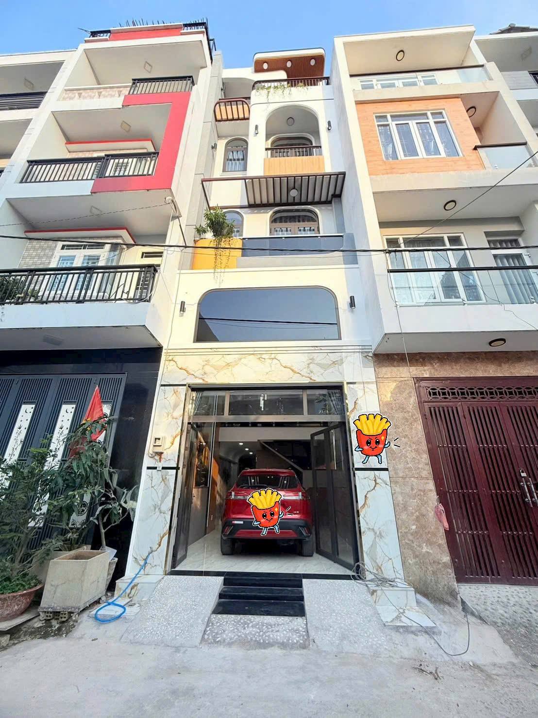 Nhà đẹp, kiên cố, nằm trong hẻm thông 8m đường số 5, khu vực sầm uất phía sau Aeon Mall Tân Phú