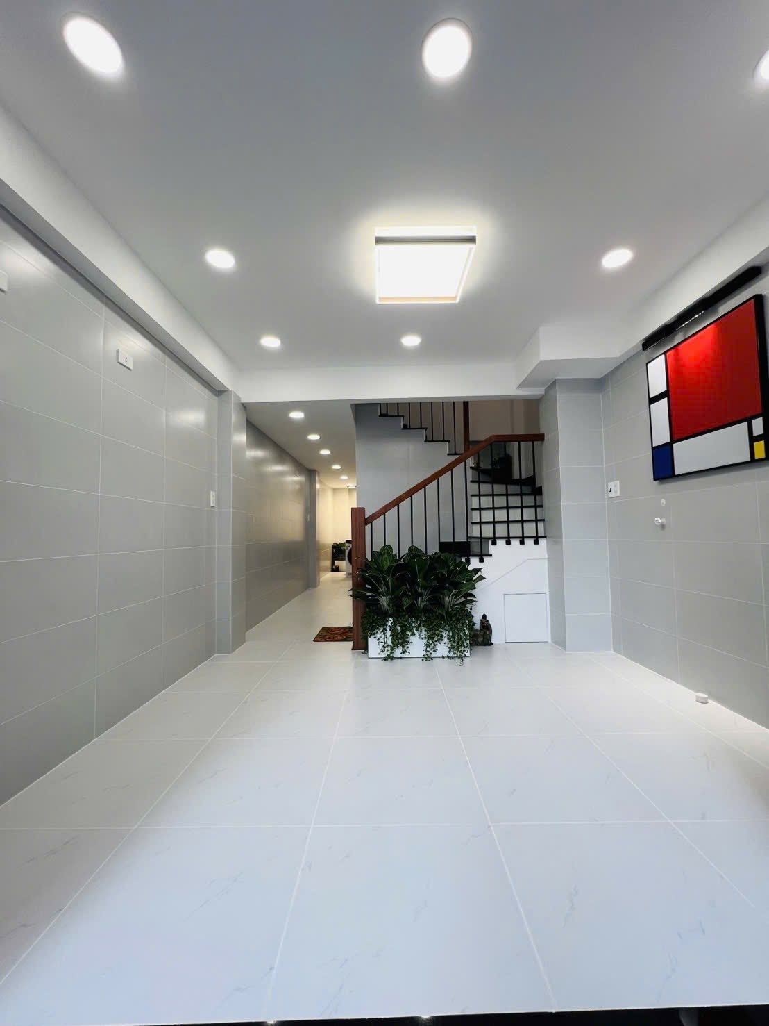 Căn hộ dịch vụ 5 tầng tại Phú Nhuận, ngay nối Phan Xích Long sầm uất