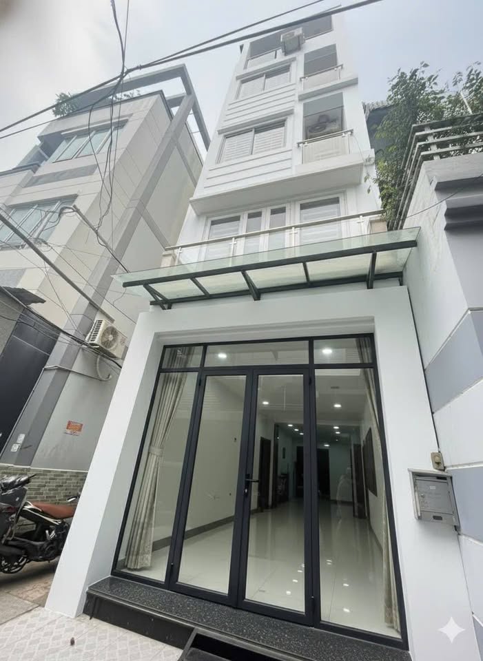 Nhà 5 tầng Nguyễn Cảnh Chân, Quận 1, lộc phát an khang