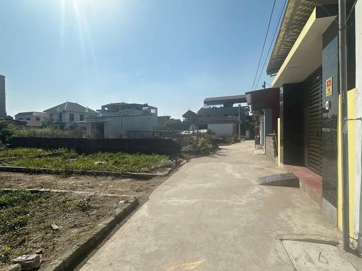 Siêu phẩm lô góc Xâm Động, 2 mặt tiền, ô tô đỗ cửa