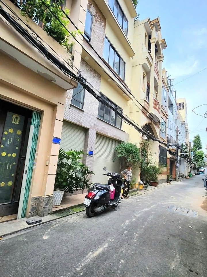 Biệt thự mini 54m² Bạch Đằng, Tân Bình, 3 tầng, 4 phòng ngủ, 13 tỷ - Sổ đỏ sẵn sàng