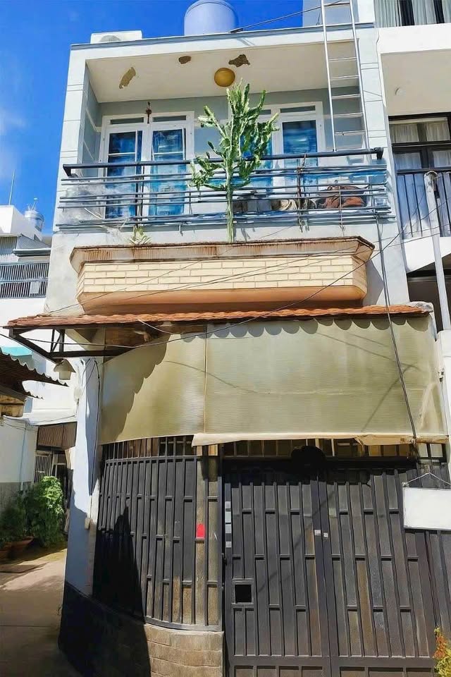 Siêu phẩm nhà lửng lầu 2,95 tỷ chốt tại Tân Phú - xe hơi đến cửa