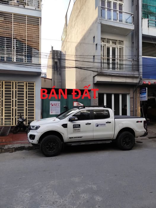 Đất Sóc Sơn 50m2, mặt đường ô tô tránh, gần chợ, tiện ích đủ đầy